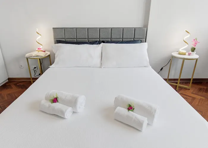 Hostly-the Walls Apartment-near Leaning Tower ピサ